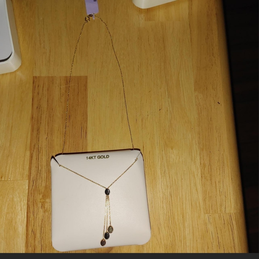 Womens necklace